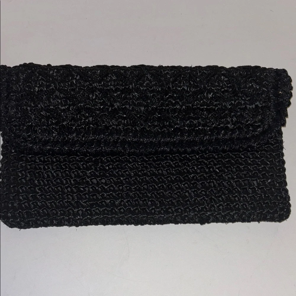 MR JONAS VINTAGE BLACK WOVEN CLUTCH BAG WITH SNAP CLOSURE GREAT CONDITION